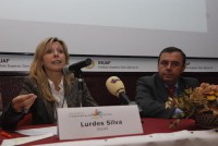 /album/galeria-de-fotos-painel-1/abertura%20e%20%201%c2%ba%20painel%20do%20%20seminario%20a%20importancia%20dos%20eventos%20no%20algarve%20no%20dia%2025-11-2010%20fotomira%20%2821%29-jpg/